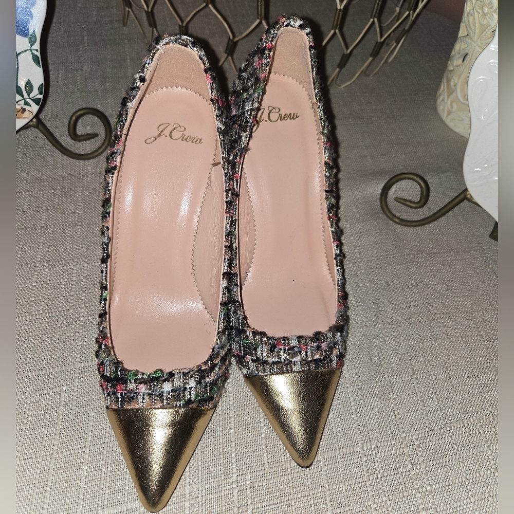 NWOT J . Crew Women's Tweed Gold Cap Toe Elsie Pumps